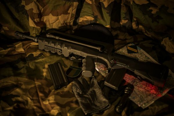 Top fusils à pompe airsoft : puissance et résistance au combat